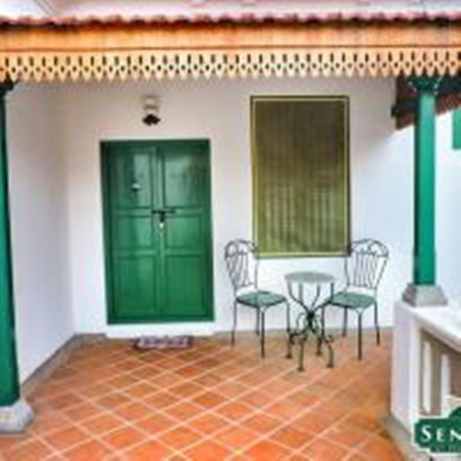 Villa Sentosa Kottakuppam Buitenkant foto