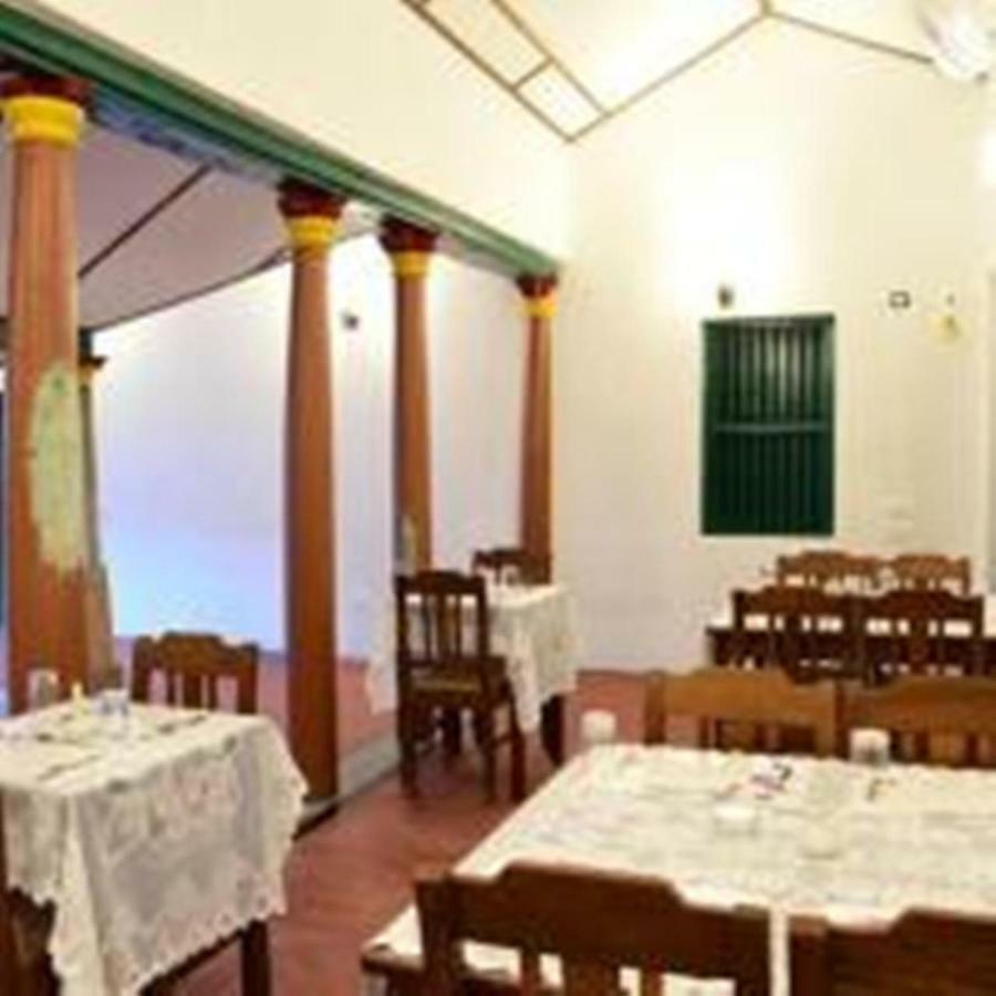 Villa Sentosa Kottakuppam Buitenkant foto