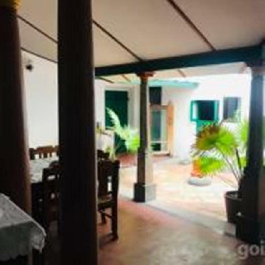 Villa Sentosa Kottakuppam Buitenkant foto